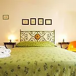 Hotel Campana 3*
